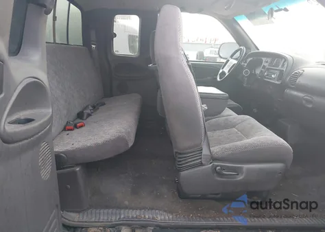 2001 Dodge Ram 1500 St из США, поврежденный, VIN 1B7HF13Y71J221065